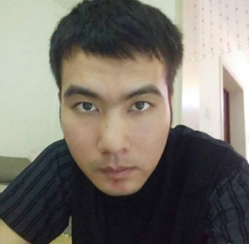 哭泣的小三的第四张照片--临沂认干亲服务网